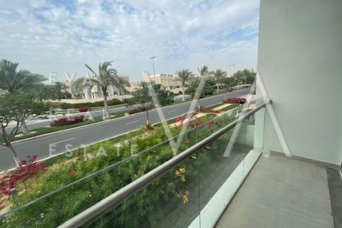Townhouse in Dubai, UAE 3 bedrooms, 263.99 sq.m. № 637548 - photo 14