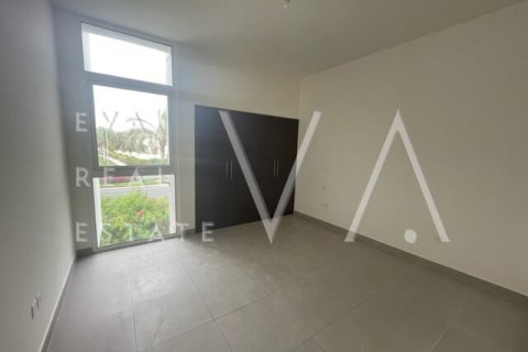 Townhouse in Dubai, UAE 3 bedrooms, 263.99 sq.m. № 637548 - photo 8