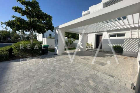 Townhouse in Dubai, UAE 3 bedrooms, 263.99 sq.m. № 637548 - photo 19