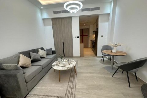 Apartment in Jumeirah Lake Towers, Dubai, UAE 1 room, 47 sq.m. № 637545 - photo 12