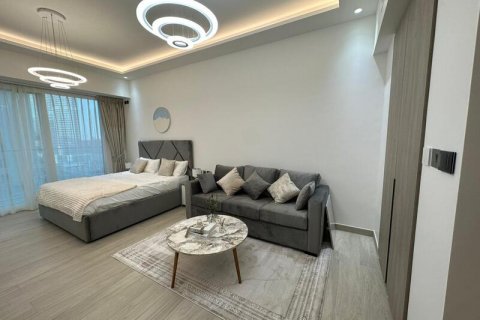 Apartment in Jumeirah Lake Towers, Dubai, UAE 1 room, 47 sq.m. № 637545 - photo 2
