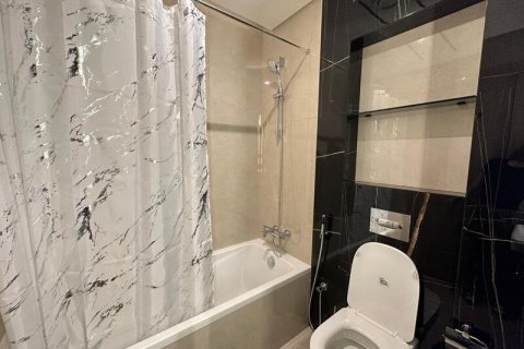 Apartment in Jumeirah Lake Towers, Dubai, UAE 1 room, 47 sq.m. № 637545 - photo 18
