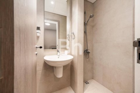 Apartment in Jumeirah Lake Towers, Dubai, UAE 2 bedrooms, 139 sq.m. № 643282 - photo 11