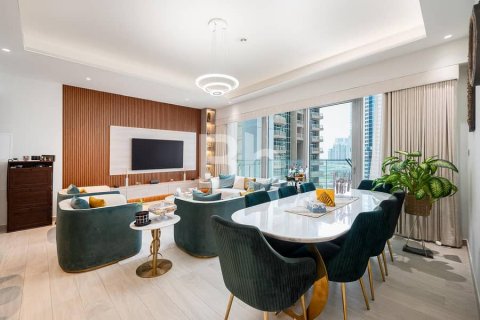 Apartment in Jumeirah Lake Towers, Dubai, UAE 2 bedrooms, 139 sq.m. № 643282 - photo 2