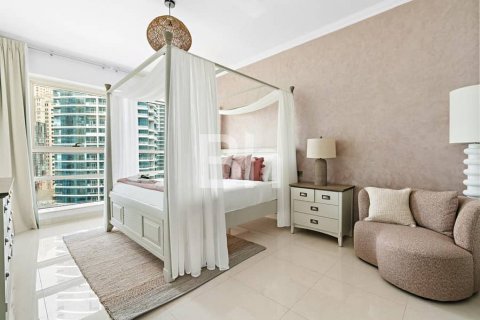 Lägenhet till försäljning i Dubai Marina, Dubai, UAE 3 sovrum, 210 kvm Nr. 643287 - fotografi 14