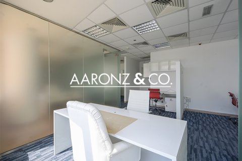 Biuro do wynajęcia w Jumeirah Lake Towers, Dubai, ZEA 85.7 mkw., nr 641974 - zdjęcie 4