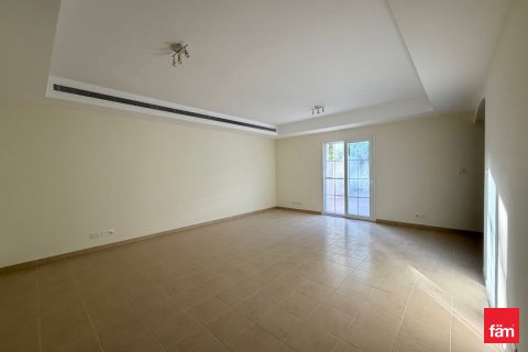Shtëpi në qytet në Dubai, Emiratet e Bashkuara Arabe 3 dhoma gjumi, 272.2 m2. № 711600 - Foto 10