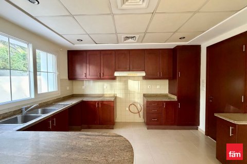 Shtëpi në qytet në Dubai, Emiratet e Bashkuara Arabe 3 dhoma gjumi, 272.2 m2. № 711600 - Foto 23