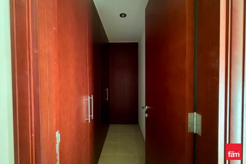 Shtëpi në qytet në Dubai, Emiratet e Bashkuara Arabe 3 dhoma gjumi, 272.2 m2. № 711600 - Foto 21