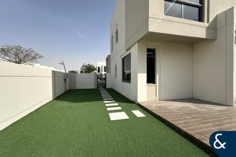 Řadový dům v Town Square, Dubai, SAE 4 ložnice, 225 m² Č.: 684954 - fotografie 18