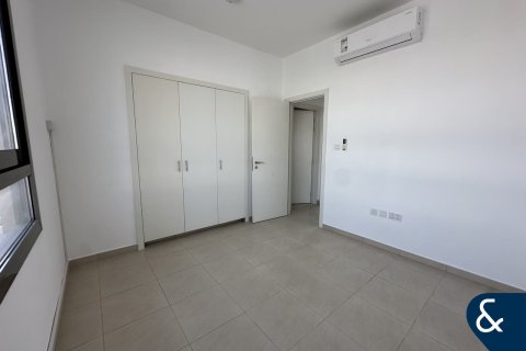 Řadový dům v Town Square, Dubai, SAE 4 ložnice, 225 m² Č.: 684954 - fotografie 10