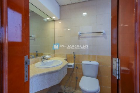Villa til leje i Abu Dhabi, UAE 4 soveværelser, 319.2 kvm № 630802 - foto 17