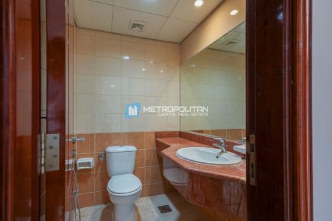 Villa til leje i Abu Dhabi, UAE 4 soveværelser, 319.2 kvm № 630802 - foto 15
