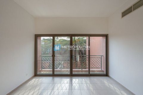 Villa til leje i Abu Dhabi, UAE 4 soveværelser, 319.2 kvm № 630802 - foto 6