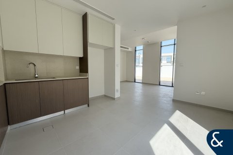 Radový dom v Dubai South (Dubai World Central), Dubai, SAE 4 spálne, 223 m2 č. 697763 - Fotografia 6