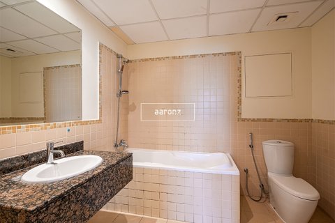 Jumeirah Beach Residence, Dubai, UAE의 판매용 아파트 침실 2개, 134.7제곱미터 번호 636751 - 사진 11
