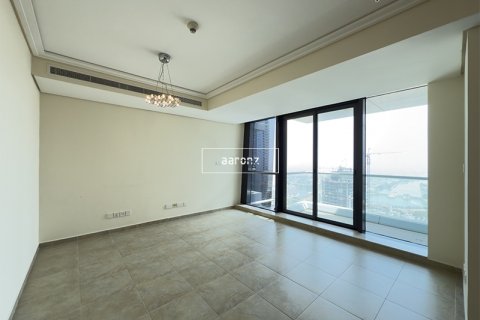 Apartment in Jumeirah Lake Towers, Dubai, UAE 2 bedrooms, 89.4 sq.m. № 636756 - photo 2