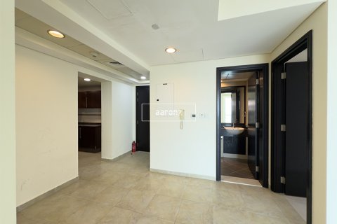 Apartment in Jumeirah Lake Towers, Dubai, UAE 2 bedrooms, 89.4 sq.m. № 636756 - photo 3