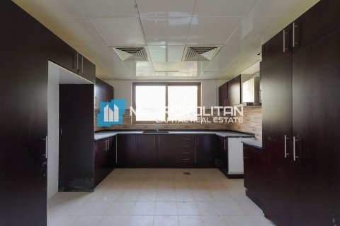 Városi lakóépület itt: Al Raha Gardens, Abu Dhabi, EAE, 4 hálószoba, 299.1 m², azonosító: 640187 - fénykép 5