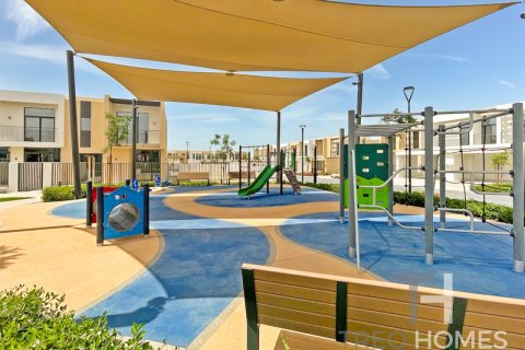 Townhouse sa Dubai South (Dubai World Central), UAE 4 silid-tulugan, 396.88 sq.m. № 733681 - larawan 18