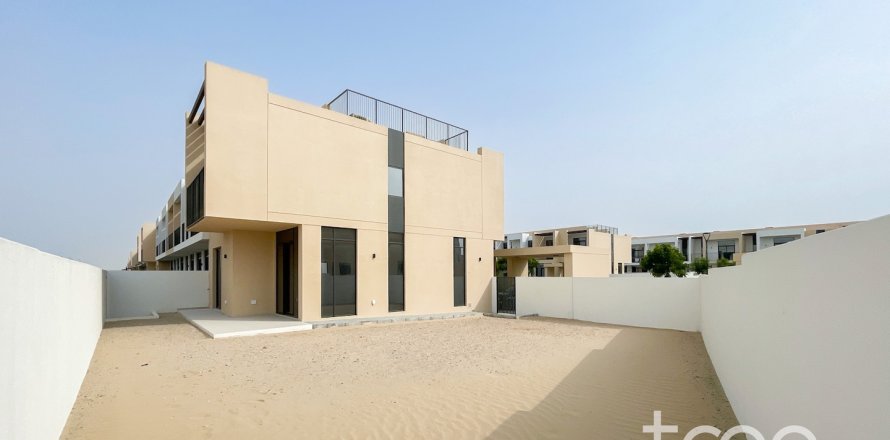 Townhouse sa Dubai South (Dubai World Central), UAE 4 silid-tulugan, 396.88 sq.m. № 733681