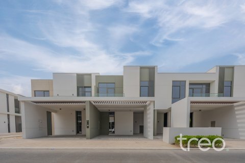 Таунхаус в Arabian Ranches 3, Дубай, ОАЕ 4 спальні, 230.68м2 № 733679