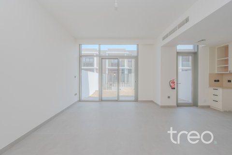 Снять в аренду таунхаус в Arabian Ranches 3, Дубай, ОАЭ 4 спальни, 230.68м2, № 733679 - фото 3