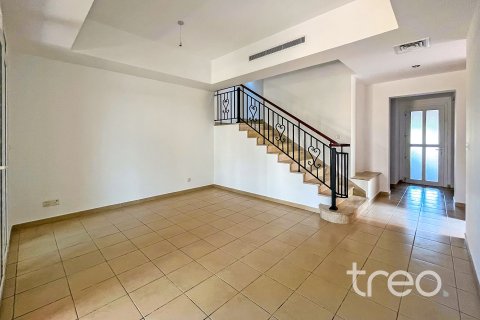 Снять в аренду виллу в Арабиан Ранчес, Дубай, ОАЭ 2 спальни, 206.15м2, № 733682 - фото 7