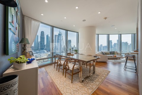 Appartement te koop in Downtown Dubai (Downtown Burj Dubai), Dubai, VAE 2 slaapkamers, 143.6 vr.m., nr 682492 - foto 2