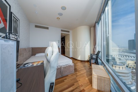 Appartement te koop in Downtown Dubai (Downtown Burj Dubai), Dubai, VAE 2 slaapkamers, 143.6 vr.m., nr 682492 - foto 14