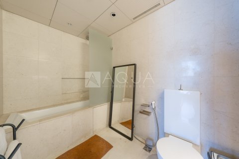 Appartement te koop in Downtown Dubai (Downtown Burj Dubai), Dubai, VAE 2 slaapkamers, 143.6 vr.m., nr 682492 - foto 28