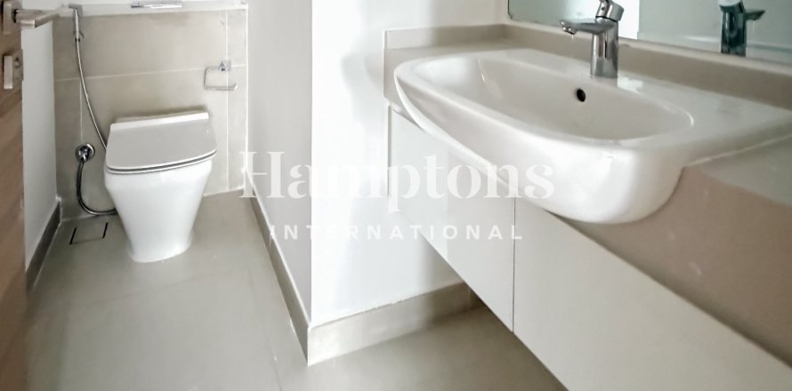 Dubai Marina, Dubai, संयुक्त अरब अमीरात में अपार्टमेंट, 1 बेडरूम, 65.9797 वर्ग मीटर, संख्या 682520