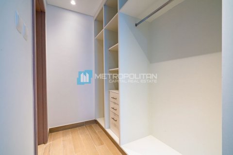 Apartament në Yas Island, Abu Dhabi, Emiratet e Bashkuara Arabe 3 dhoma gjumi, 131.2 m2. № 634203 - Foto 11