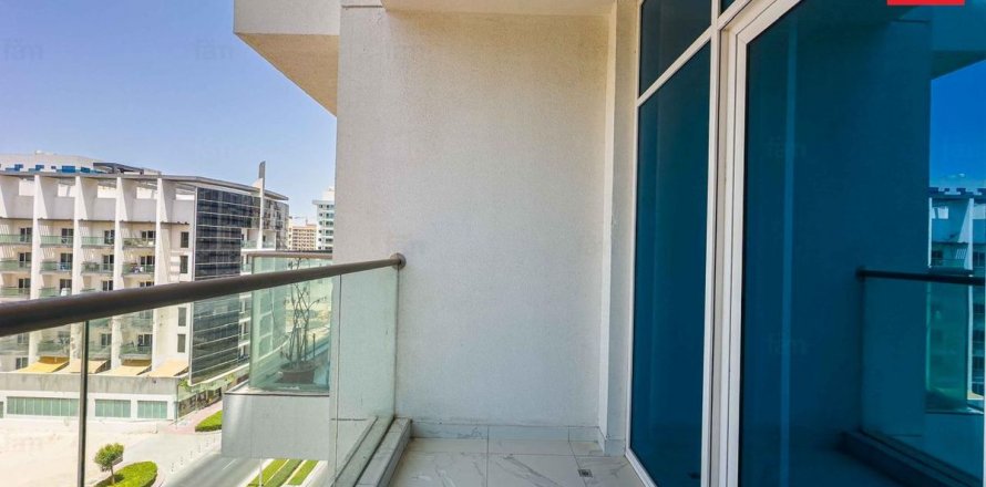 Apartment in Al Satwa, Dubai, UAE 1 bedroom, 72.4 sq.m. № 631896