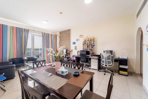 Lägenhet i Dubai Sports City, Dubai, UAE 2 sovrum, 125 kvm Nr. 696206