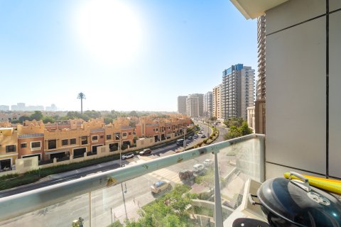 Lägenhet till försäljning i Dubai Sports City, Dubai, UAE 2 sovrum, 125 kvm Nr. 696206 - fotografi 16