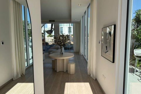 Vila v Wadi Al Safa 3, Dubai, SAE 4 spálne, 180 m2 č. 696229 - Fotografia 13