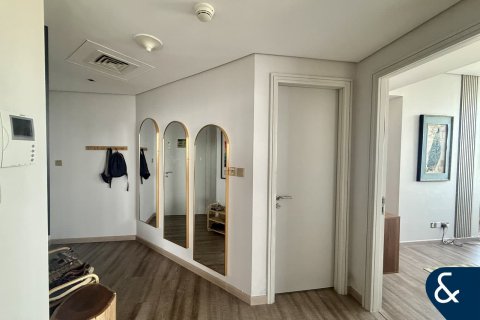 Huoneisto DIFC, Dubai, Arabiemiraatit 2 makuuhuonetta, 118 m2 № 688797 - kuva 12