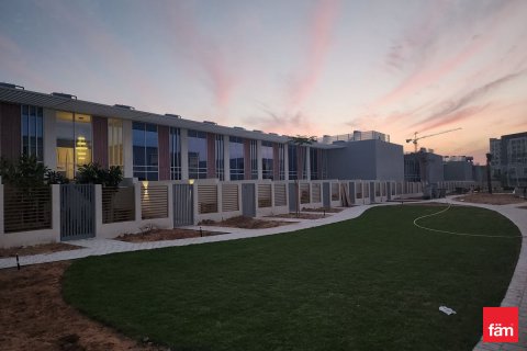 Casa urbana para venda em Dubai, EAU 2 quartos, 123.7 m2 № 718528 - foto 11