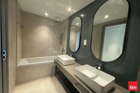 Apartment til leje i City Walk, Dubai, UAE 2 soveværelser, 107.2 kvm № 679889 - foto 18