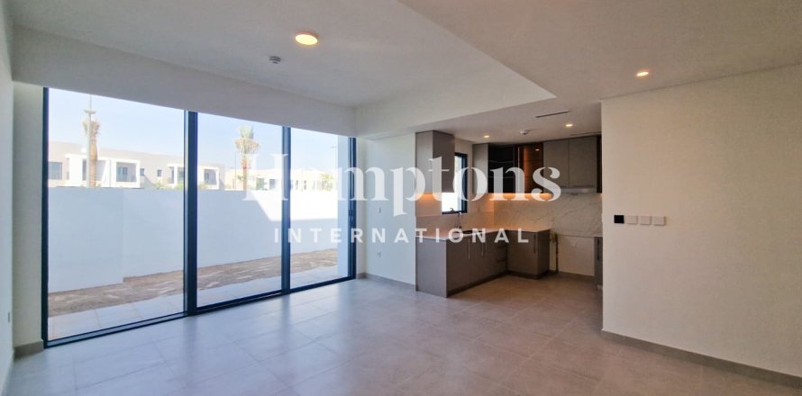 Townhouse in Arabian Ranches 3, Dubai, UAE 4 bedrooms, 287.163 sq.m. № 740715