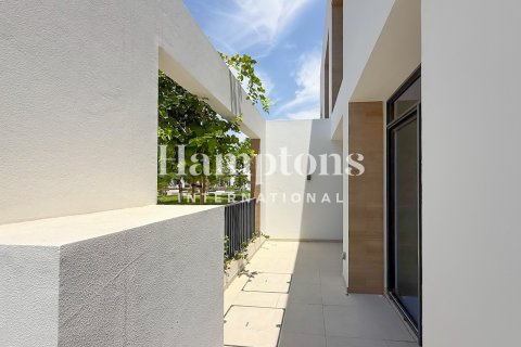 Townhouse in Arabian Ranches 3, Dubai, UAE 3 bedrooms, 135.91987609 sq.m. № 740712 - photo 15