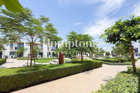 Townhouse in Arabian Ranches 3, Dubai, UAE 3 bedrooms, 135.91987609 sq.m. № 740712 - photo 9