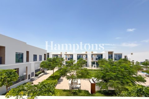 Townhouse in Arabian Ranches 3, Dubai, UAE 3 bedrooms, 135.91987609 sq.m. № 740712 - photo 23