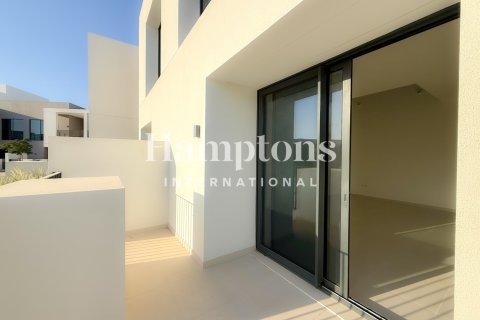 Radový dom v Arabian Ranches 3, Dubai, SAE 3 spálne, 125.326 m2 č. 740713