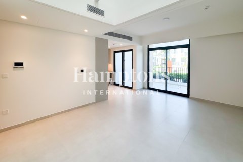Townhouse in Arabian Ranches 3, Dubai, UAE 3 bedrooms, 127.83452800 sq.m. № 740714 - photo 3