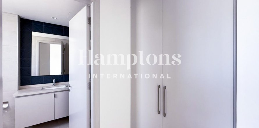 Townhouse in Arabian Ranches 3, Dubai, UAE 3 bedrooms, 127.835 sq.m. № 740714