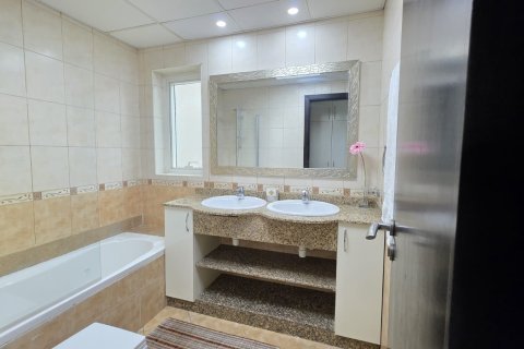 Dubai Marina, UAE의 판매용 아파트 침실 2개, 156제곱미터 번호 734280 - 사진 12
