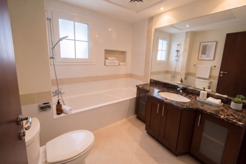 Vila v Dubai, SAE 4 spálne, 229 m2 č. 734284 - Fotografia 9