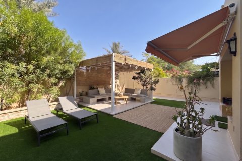 Βίλα σε Dubai, ΗΑΕ 4 υπνοδωμάτια, 229 τ.μ. Αρ. 734284